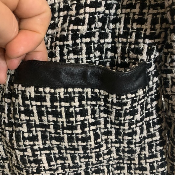 Vintage Pendleton Black and White Tweed Blazer with Leather Trim - Picture 4 of 5